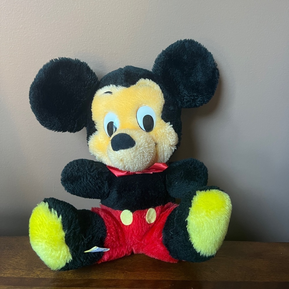 Vintage 1980’s Disney Korea Mickey Mouse Plush Great Condition - Picture 1 of 8